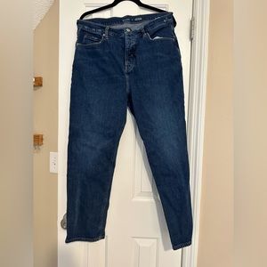 Old Navy Sky High Straight Jeans